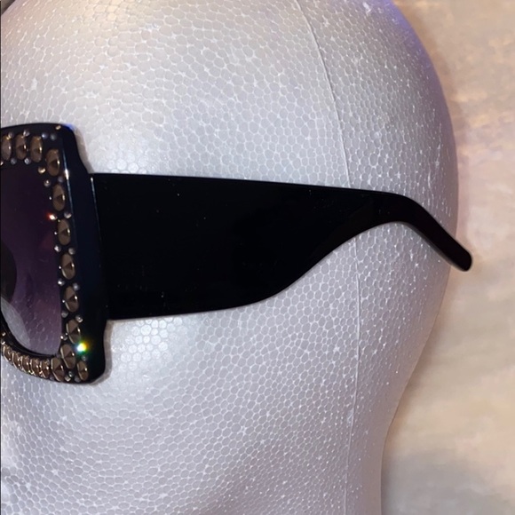 Luxury oversized rhinestone fashion sunglasses - Picture 7 of 10